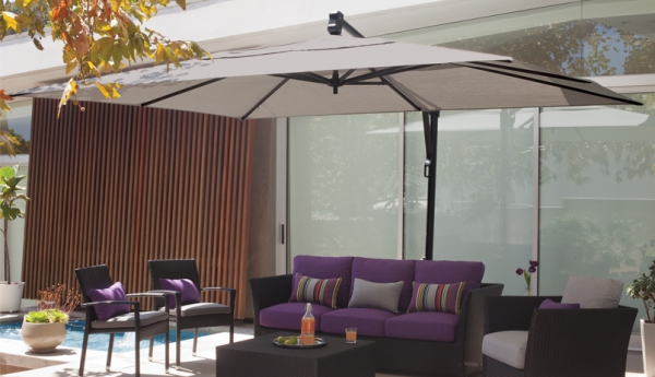 Jordan Cast Wicker 10 X 13 Akz Cantilever Umbrellas