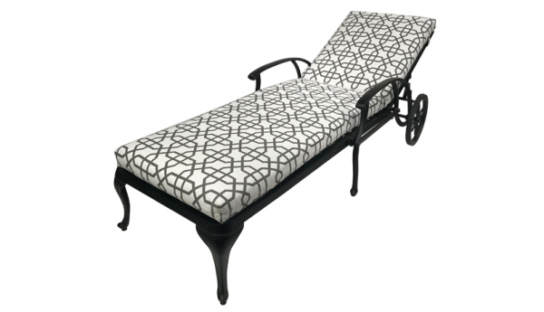 Classic Chaise Lounger - Picture 2