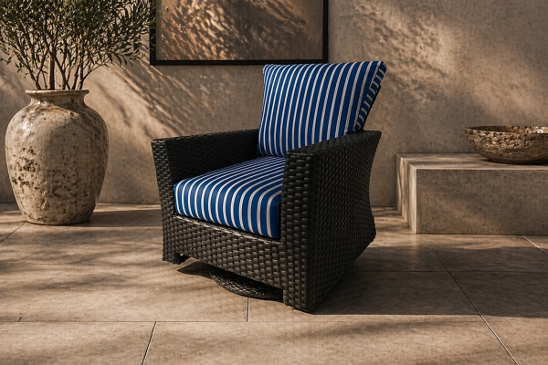 All Weather Resin Wicker Lounge Club Chair Patio Furniture Outdoor Patio Outdoor Living Sunbrella Oakville Mississauga Burlington Vaughan Toronto Georgetown Hamilton Caledon Umbrella Cantilever Patio 