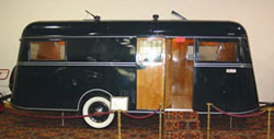 The Pierce Arrow Travel Lodge side profile