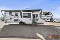 2025 GRAND DESIGN SOLITUDE 382WB - Leduc RV Details page
