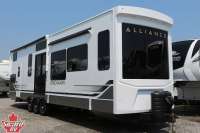 2026 ALLIANCE BENCHMARK 42LFT - West Lincoln RV Details page