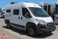 2025 WINNEBAGO SOLIS POCKET 36A - West Lincoln RV Details page