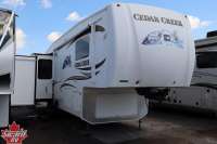 2010 FOREST RIVER CEDAR CREEK 34RL - West Lincoln RV Details page