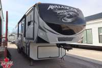 2016 KEYSTONE AVALANCHE 380FL - West Lincoln RV Details page