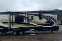 2017 HEARTLAND LANDMARK 365 LM CHARLESTON - Ripley RV Details page