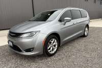 2020 CHRYSLER PACIFICA - Ripley RV Details page