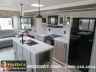 2027 EAST TO WEST DELLA TERRA 272RL (REAR LIVING, ISLAND KITCHEN*) - Image 9 of 22