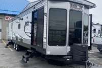 2017 FOREST RIVER Wildwood DLX 353flfb - Brechin RV Details page