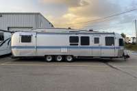 1997 AIRSTREAM AIRSTREAM CLASSIC EXCELLA 34RB TWIN - London RV Details page