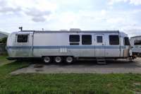 1997 AIRSTREAM AIRSTREAM CLASSIC EXCELLA 34RB TWIN - London RV Details page