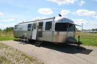 1997 AIRSTREAM AIRSTREAM CLASSIC LIMITED 34RBQ - London RV Details page