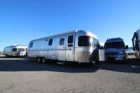 2000 AIRSTREAM AIRSTREAM CLASSIC 31RBQ - London RV Details page
