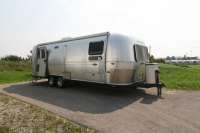 2007 AIRSTREAM AIRSTREAM CLASSIC LIMITED 27FB TWIN - London RV Details page
