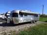 Image 2 of 20 - 2009 AIRSTREAM FLYING CLOUD 28RBQ - CAN-AM RV