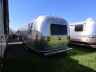 Image 3 of 19 - 2010 AIRSTREAM INTERNATIONAL 28RBQ - CAN-AM RV