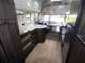Image 11 of 20 - 2016 AIRSTREAM INTERNATIONAL SIGNATURE 27FBQ - CAN-AM RV