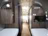 Image 18 of 21 - 2017 AIRSTREAM INTERNATIONAL SIGNATURE 25FBT - CAN-AM RV