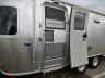 Image 6 of 24 - 2018 AIRSTREAM TOMMY BAHAMA 27FB - CAN-AM RV