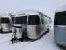 Image 2 of 20 - 2019 AIRSTREAM GLOBETROTTER 27FBQ - CAN-AM RV
