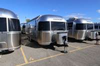 2021 AIRSTREAM AIRSTREAM FLYING CLOUD 25FBQ with HATCH & BUNK - London RV Details page