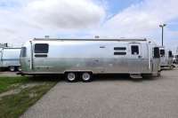 2025 AIRSTREAM AIRSTREAM GLOBETROTTER 30RB TWIN - London RV Details page