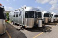 2025 AIRSTREAM AIRSTREAM INTERNATIONAL 28RB TWIN - London RV Details page