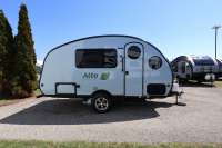 2025 SAFARI CONDO ALTO F1743 - London RV Details page