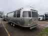 Image 3 of 21 - 2026 AIRSTREAM GLOBETROTTER 27FBQ - CAN-AM RV