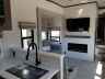 2024 PALOMINO COLUMBUS 384RK - Image 9 of 23