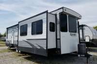 2016 HEARTLAND Resort 41FBL - Waterford RV Details page