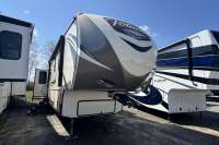 2017 CROSSROADS VOLANTE 380MB - Peterborough RV Details page