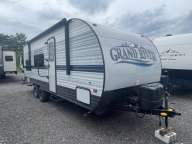 Great Canadian RV Grand River 267BHS