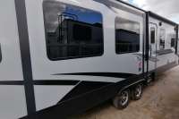 2020 WINNEBAGO VOYAGE 3235RL - London RV Details page